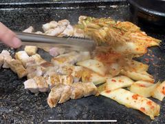 黑毛猪五花-韩阳王石板烤肉