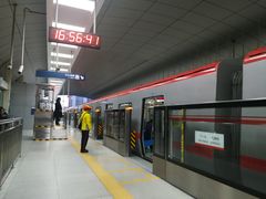 -梨园(地铁站)