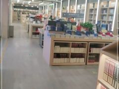 -新华书店(泉城路店)