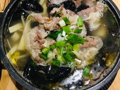泡椒肥牛米线-线人米线(桂林路店)