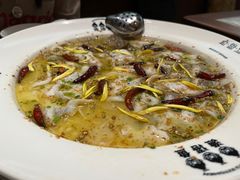 -渔语鱼新川菜Bistro(万象天地店)
