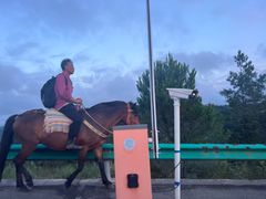 -龙里油画大草原旅游区