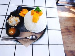 -Cheevit Cheeva(Sirimangkalajarn)