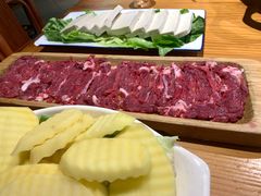 -野山舂·贵州现舂酸汤牛肉(鸿通城店)