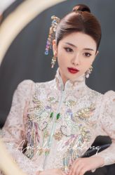 -艾米丽婚纱礼服