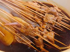 -拈签一笑黄牛肉辣卤串串