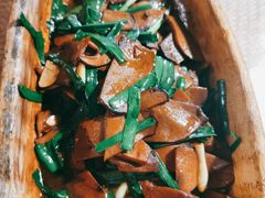 炒牛肝菌-基诺山寨.版纳民族特色菜