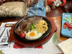 -桉树林A coffee 森林餐厅(三圣乡店)
