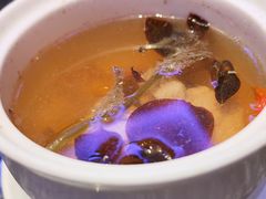 -荣誉海鲜酒楼(海湾店)