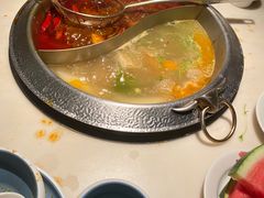 -左庭右院鲜牛肉火锅(浦江欢乐颂店)