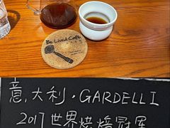 -Be Lived Cafe比例咖啡(摩天轮店)