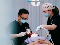 -维乐口腔(美维云门诊陆家嘴店)