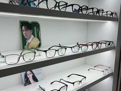 -精视达眼镜•专业儿童配镜中心(学府大道店)