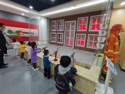 -天空之城家庭互动游乐场