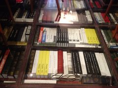 钟书阁-钟书阁(松江泰晤士小镇店)