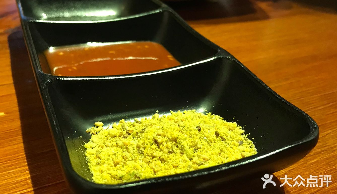 周五晚上买的团购券，梅肉和锡纸水晶粉印象很深刻