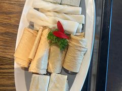 -尚尚仙·酸汤猪手·猪肚鸡火锅(华联万柳购物中心店)