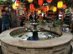 大堂-万里闯关东铁锅炖菜馆(高新旗舰店)