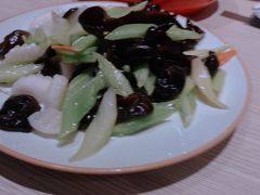 -小船渔村•大连菜•大连焖鱼(黄河路店)