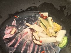 -鲜潭蒸汽石锅鱼(五道口购物中心店)