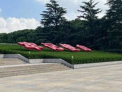 -上海市龙华烈士陵园