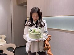 白玫瑰抹茶味鲜花蛋糕-艾加柒克蛋糕茶歇甜品台(春熙路店)