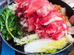 部队锅-MI WU FACTORY米屋美食工厂餐厅(绿地店)