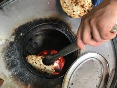 炭炉取饼-裕丰西湖干菜饼