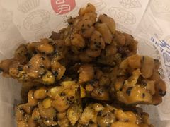 芝麻蛋黄条-上海哈尔滨食品厂(淮海中路店)