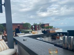 -瑰丽酒店·海吧·天际下午茶·现场DJ·天台酒吧