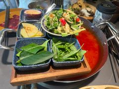 -楠小云·云南鲜菌·鲜牛自助火锅(九眼桥店)
