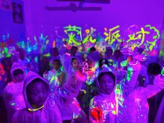 -缤纷鸟美术书法(汉神购物广场校区)