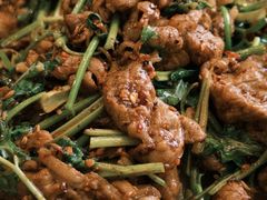 -赶海部落海鲜城(海阳路店)