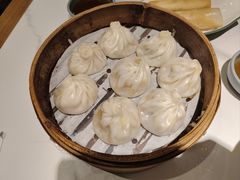 -馋三尺蟹粉小笼(人民广场店)