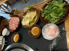 -阿山卓·野生菌火锅·纳西火塘烤肉
