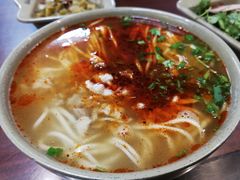 -亮亮面馆(经六路店)