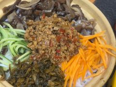 -阿山卓·野生菌火锅·纳西火塘烤肉