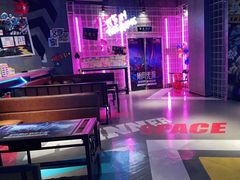 -世代星球·保龄球·镭战真人CS·团建(杨浦店)