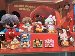 -泡泡玛特POPMART(上海环球港店)