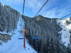 -丝绸之路山地度假区滑雪场