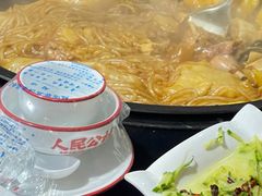 -人民公社铁锅炖·东北菜(卫国道店)