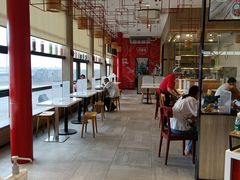 大堂-百事佳烧鸭牛腩(上海虹桥站店)