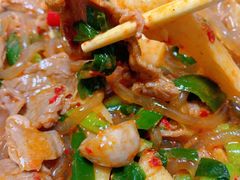 牛肉八带鱼饼土豪锅-京玉菲饭店(李村店)