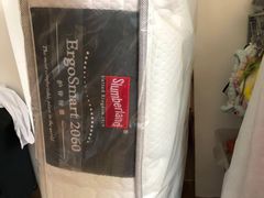 -斯林百兰(上海闵行剪刀石头布店)