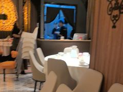 -耶里夏丽·丝路新疆菜·清真食品(徐汇南丹东路臻选店)