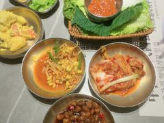 -草家酱蟹炭火烤肉店(珲春南路一店)
