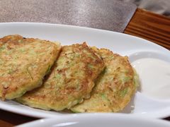 西葫芦饼配酸奶-TUK土耳其餐厅·下午茶(卢湾店)