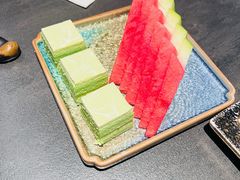 -铭牛烧肉·和牛海鲜自助(高新月牙湖店)