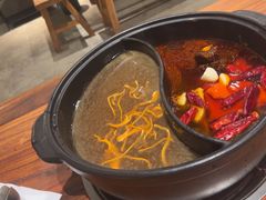 -郑记·古法黑砂锅串串(龙泉店)