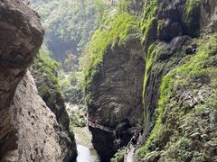 -龙水峡地缝景区